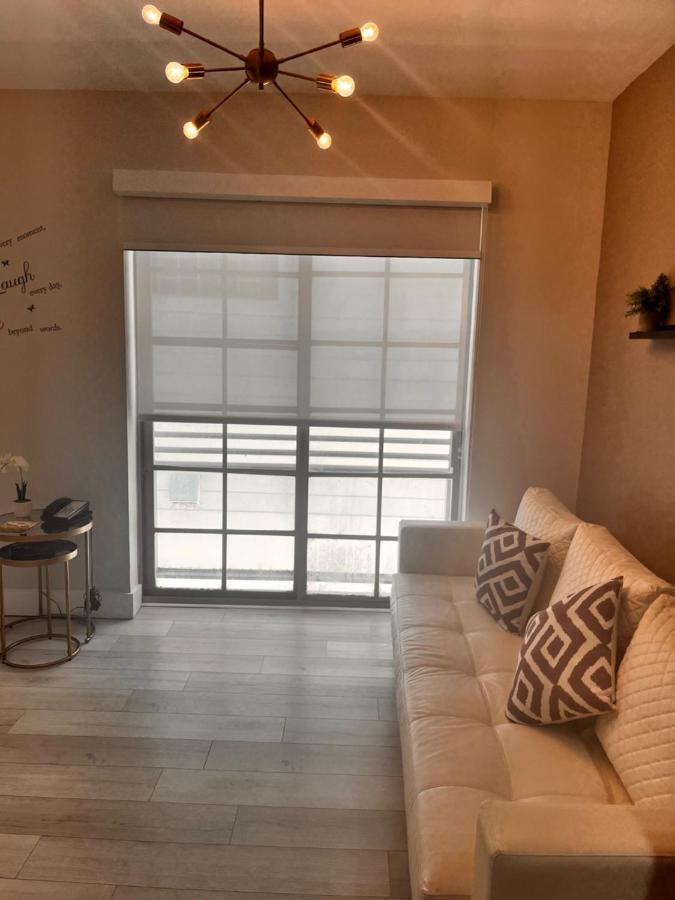 Suites At The Strand On Ocean Drive Маямі-Біч Екстер'єр фото